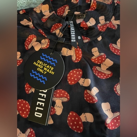 Modcloth x Dangerfield Microdose Memories Mesh Top Black Mushroom, 8(AU)/US XS - Picture 8 of 9